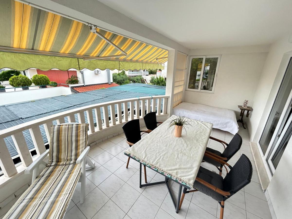 Apartments Sanda Проманья Экстерьер фото