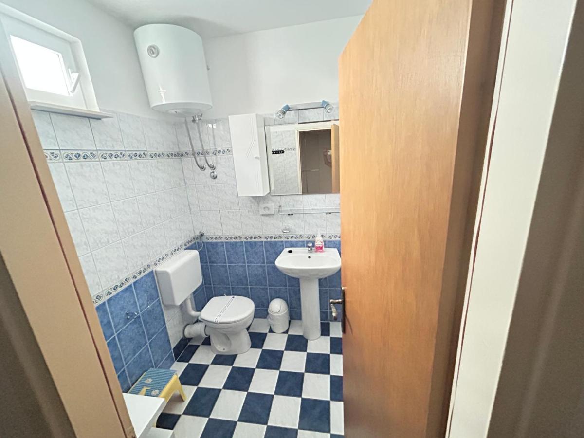 Apartments Sanda Проманья Экстерьер фото