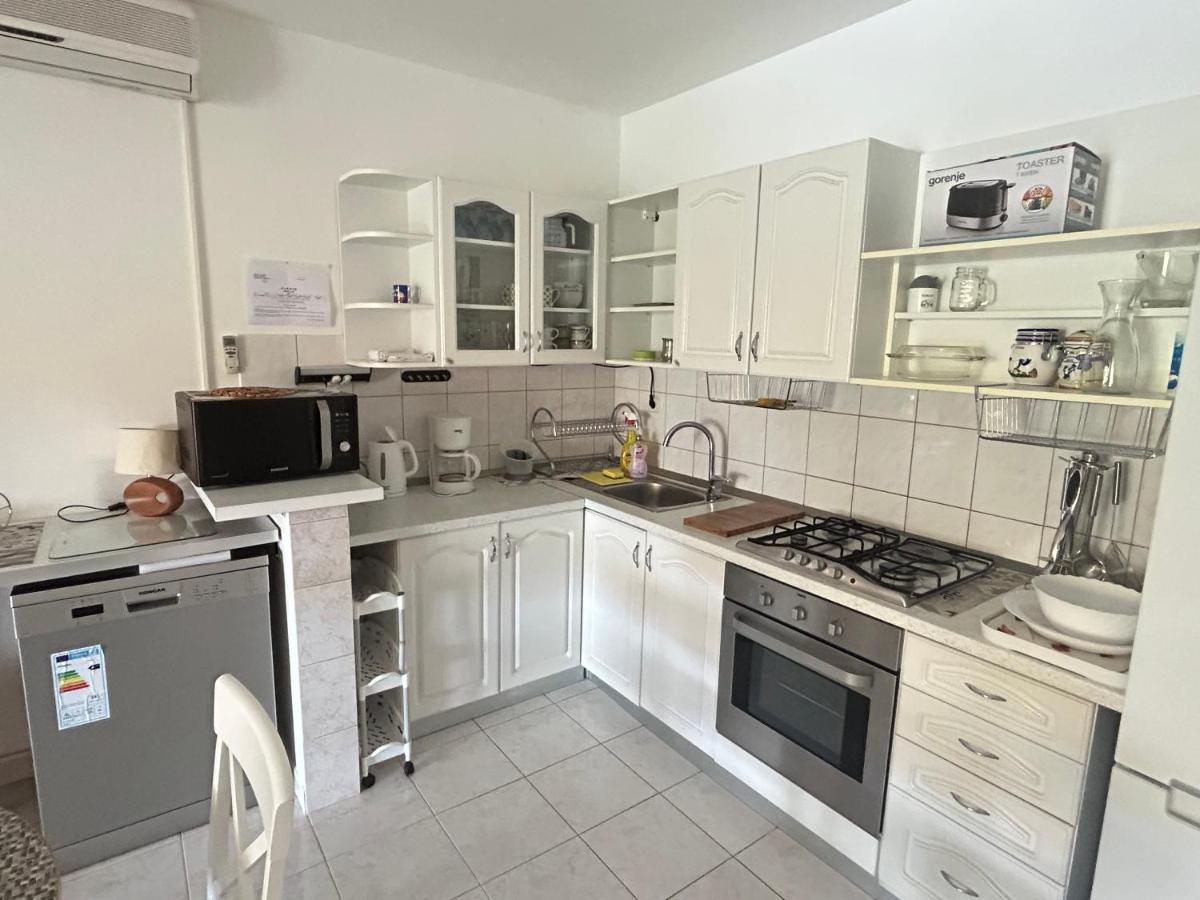 Apartments Sanda Проманья Экстерьер фото