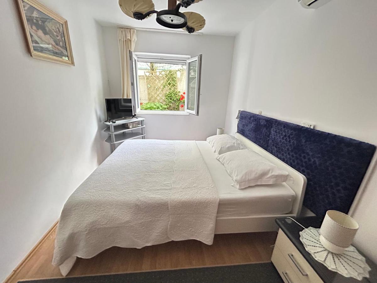 Apartments Sanda Проманья Экстерьер фото